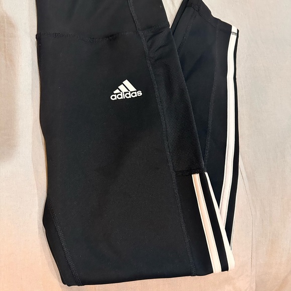 Adidas Lightweight High Rise Leggings - Picture 4 of 4